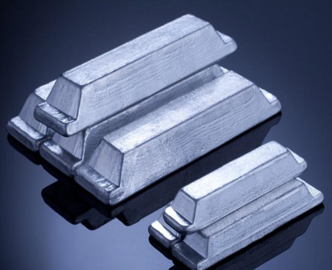 Aluminum ingot stock for foundry use